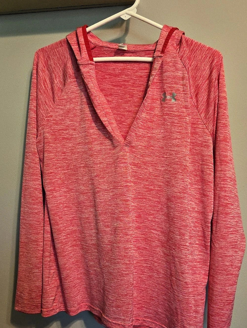 Under Armour HeatGear Space Dye V-Neck Long Sleeve Hoodie Pink Long Sleeve